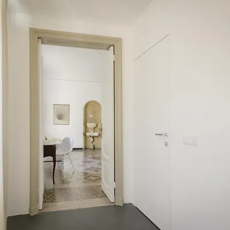 Genova46 & 3* Генуя